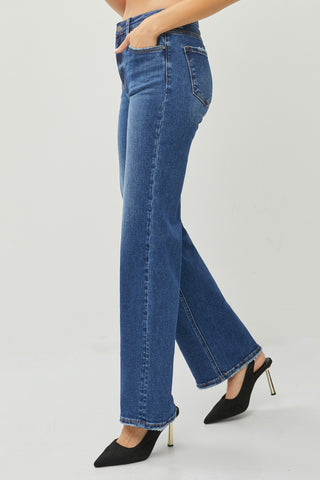 Risen High Rise Clean Straight Jeans