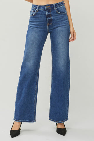 Risen High Rise Clean Straight Jeans
