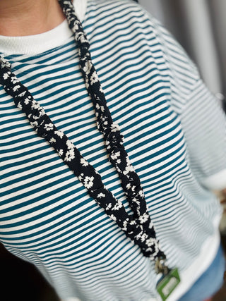 Breakaway Scrunchie lanyard in Oynx Floral