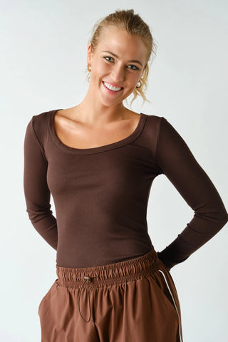 Baylor Slim Fit Scoop Neck Long Sleeve Top