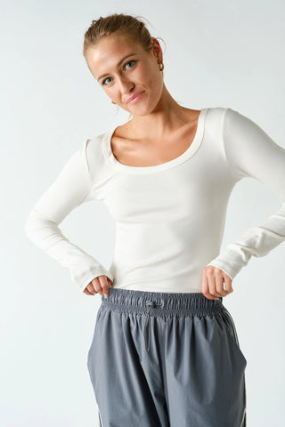 Baylor Slim Fit Scoop Neck Long Sleeve Top