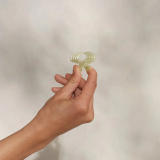Kitsch Mini Jelly Cloud Clips 8pc Set – Pearlized Cream & Butter Yellow