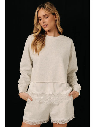 Round Neck Lace Trim Long Sleeve Sweatshirt